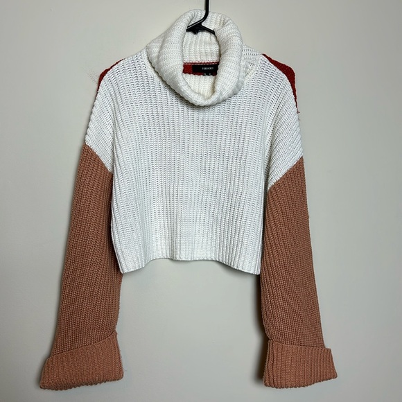 Forever 21 Sweaters - Cropped Colorblock 100% Acrylic Chinky Knot Turtleneck Sweater